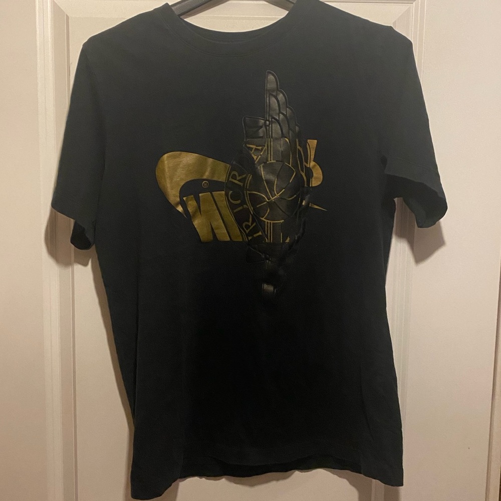 nike air jordan upside down logo tshirt